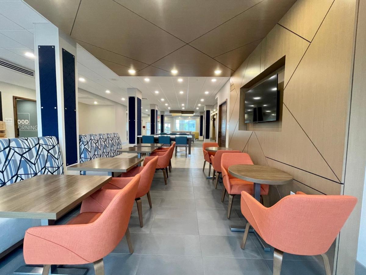 Holiday Inn Express & Suites - Ft. Smith - Airport By Ihg フォートスミス エクステリア 写真